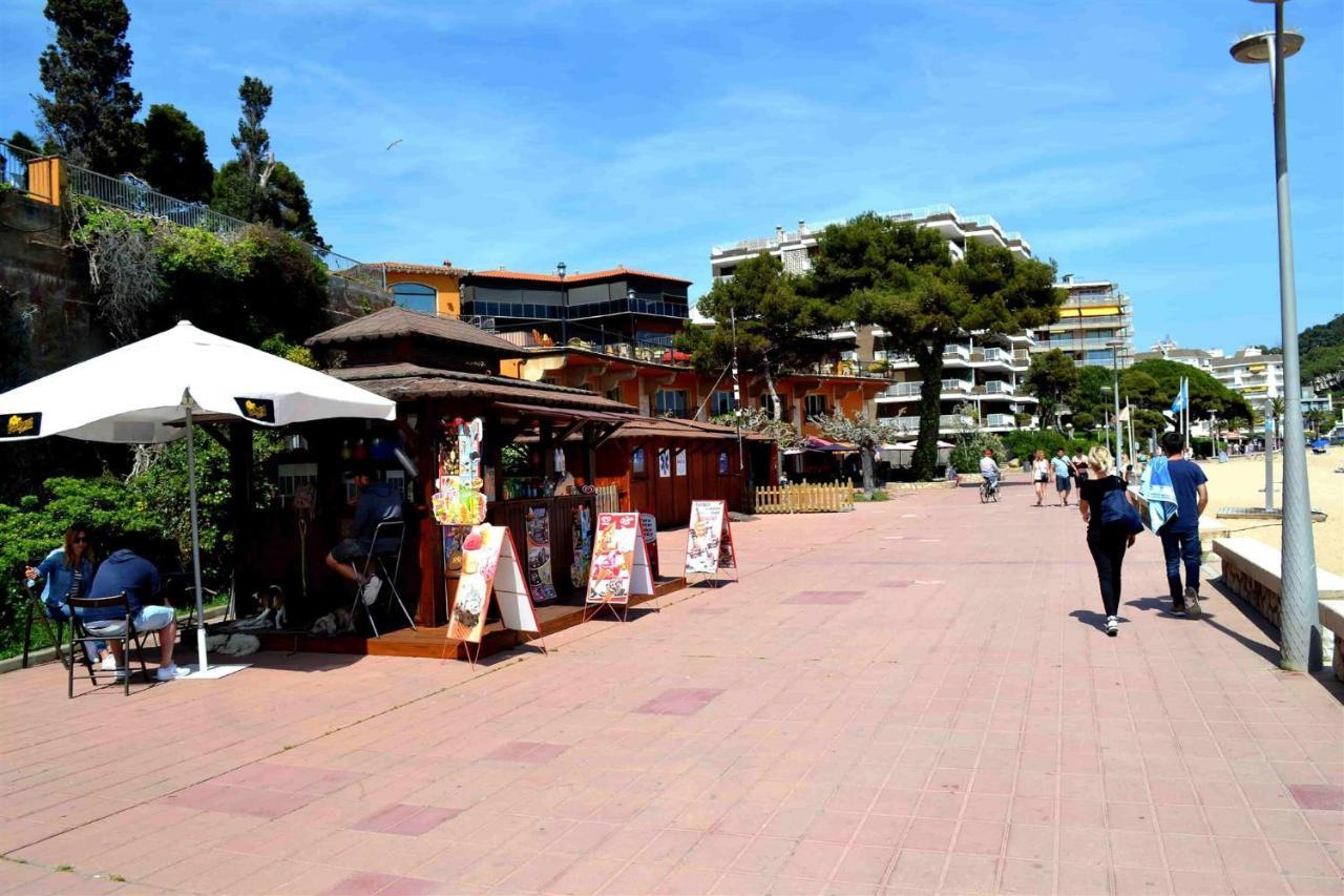 Estudio Paz Lloret de Mar Exterior photo
