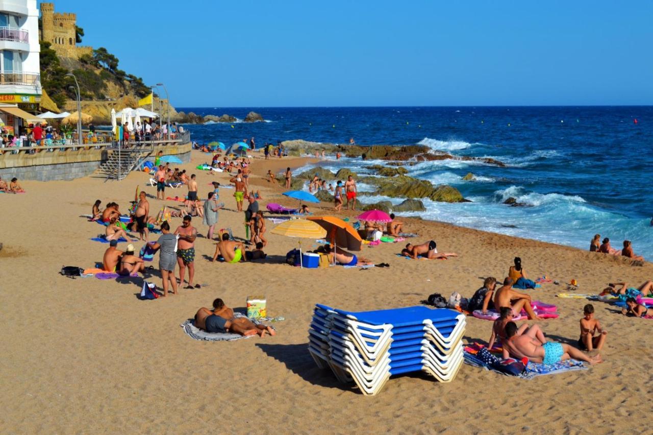 Estudio Paz Lloret de Mar Exterior photo